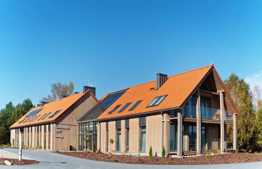 Budowa budynku turystycznego o funkcji noclegowo-gastronomicznej – Folawark Nadawki